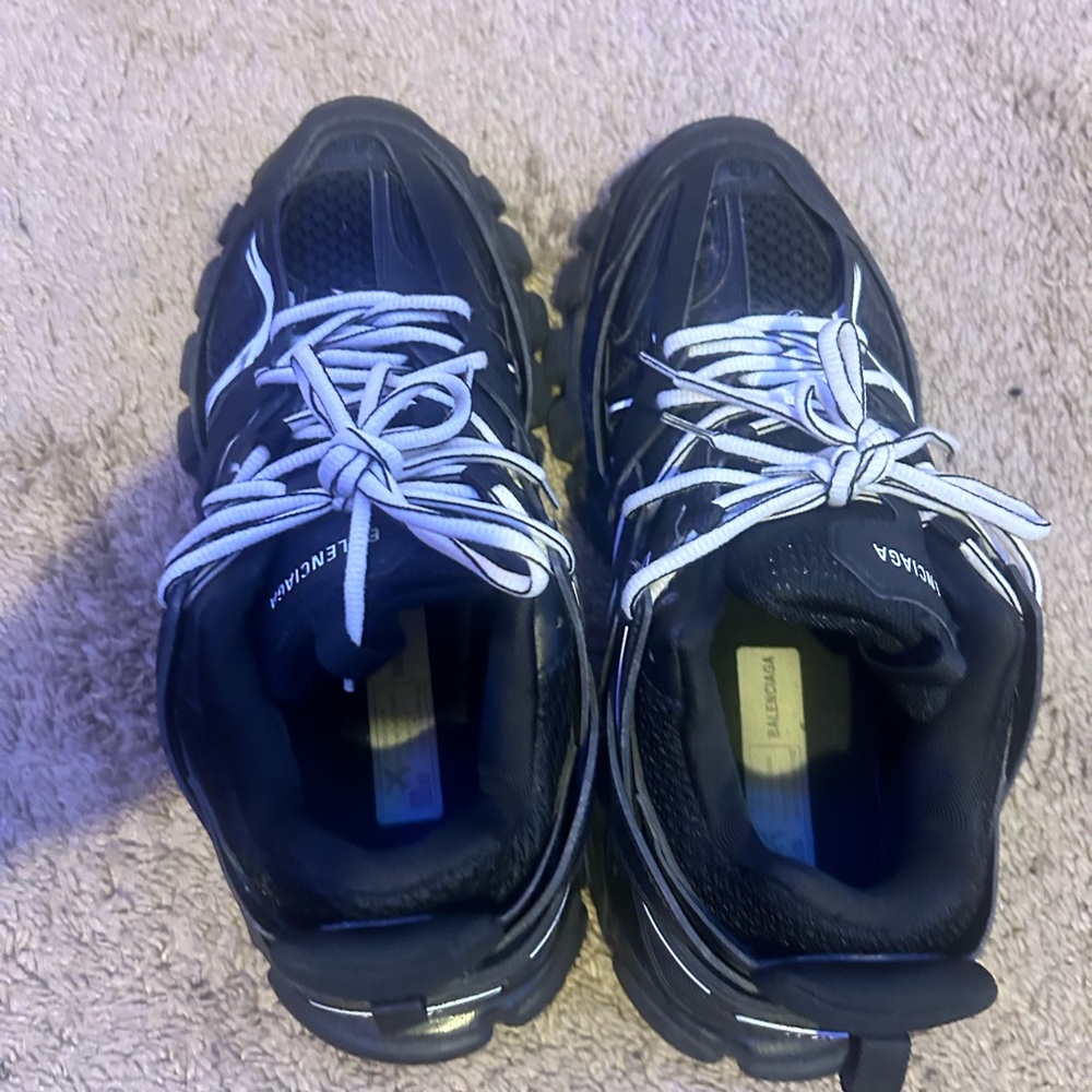 balenciaga track runner black and white